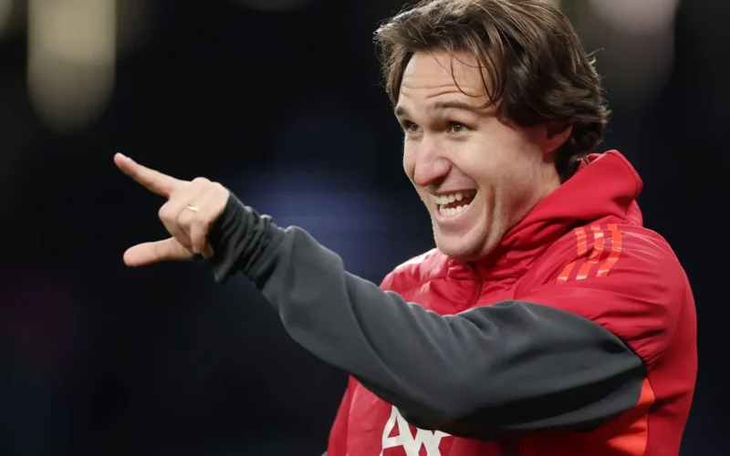 ليفربول يحدد سعر كييزا.. آرسنال يخطط لصفقة كبيرة من نيوكاسل يونايتد